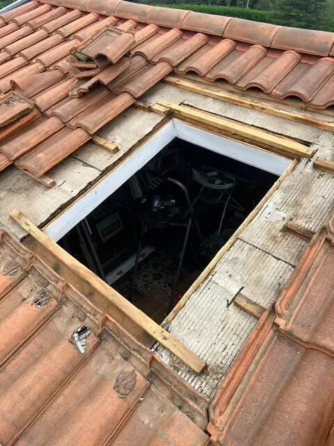 Chantier remplacement d'une fenêtre de toit marque VELUX 5 IMG 3571 rotated