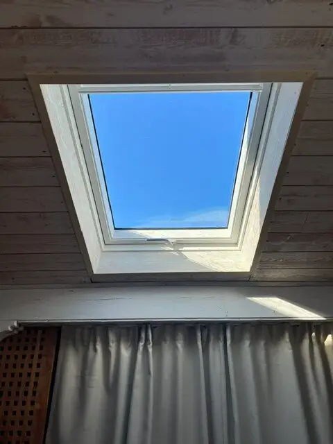 Chantier remplacement d'une fenêtre de toit marque VELUX 6 IMG 3619 rotated